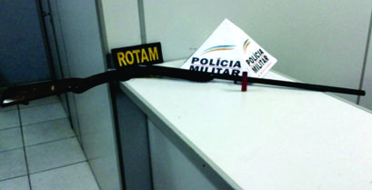 policia espingarda
